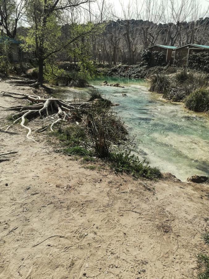 فيلا Casa Rural Los Eneares أوسا دي مونتيل المظهر الخارجي الصورة